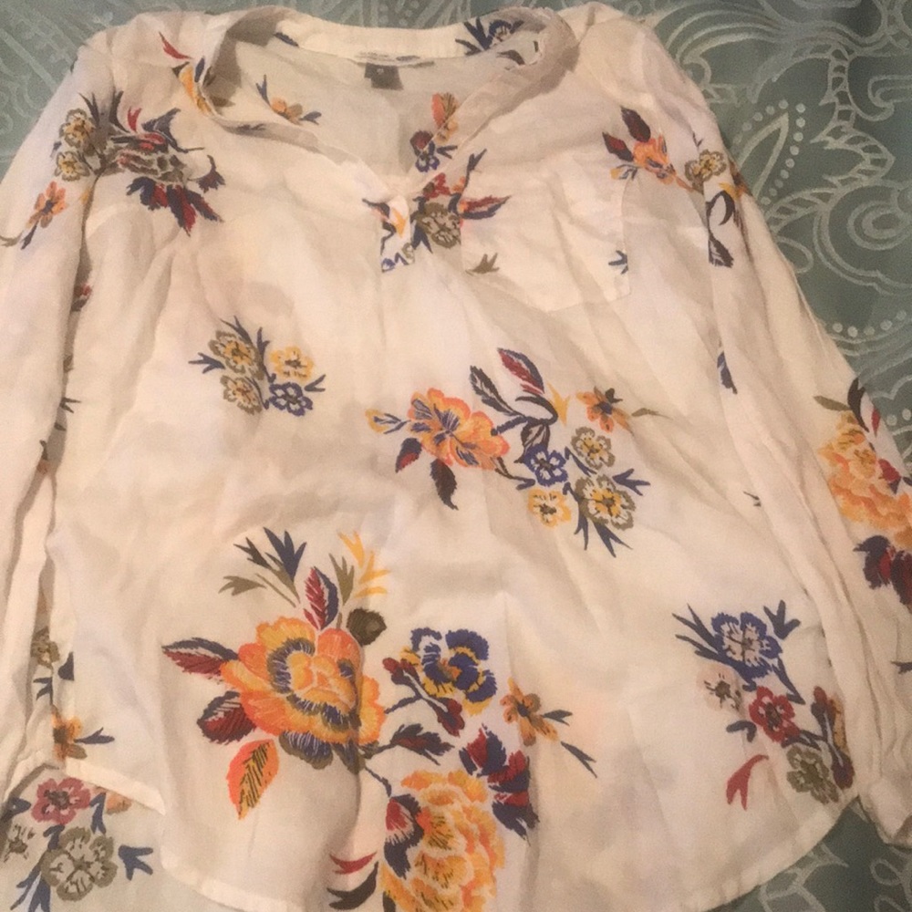 Old navy floral shirt